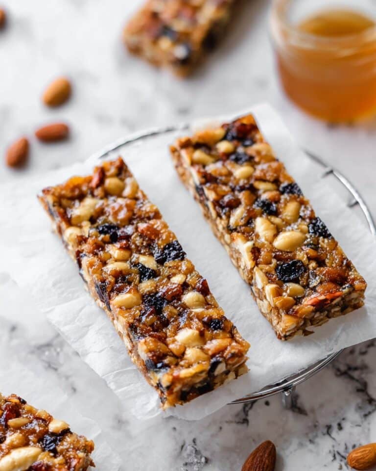 Blueberry Vanilla Cashew Bars Recipe